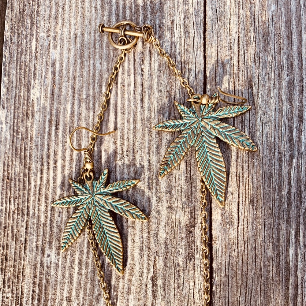 Handmade leaf earrings and necklace set